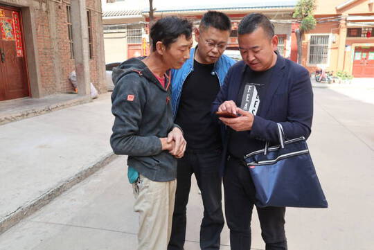 沾益区龙华街道扎实开展农村劳动力资源信息抽样调查工作2.jpg